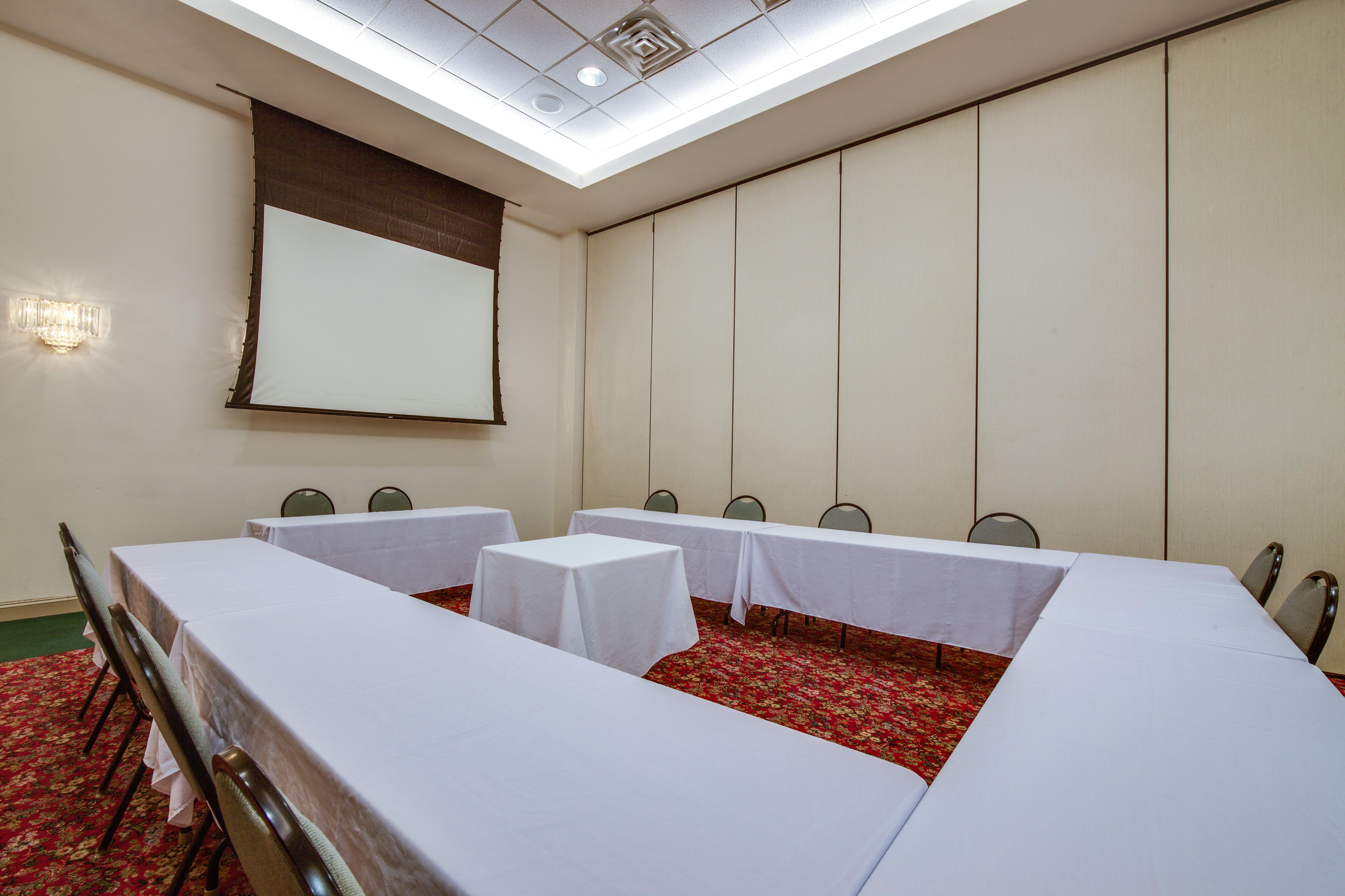 Holiday Inn Express Hotel & Suites Greensboro-East By Ihg Eksteriør bilde