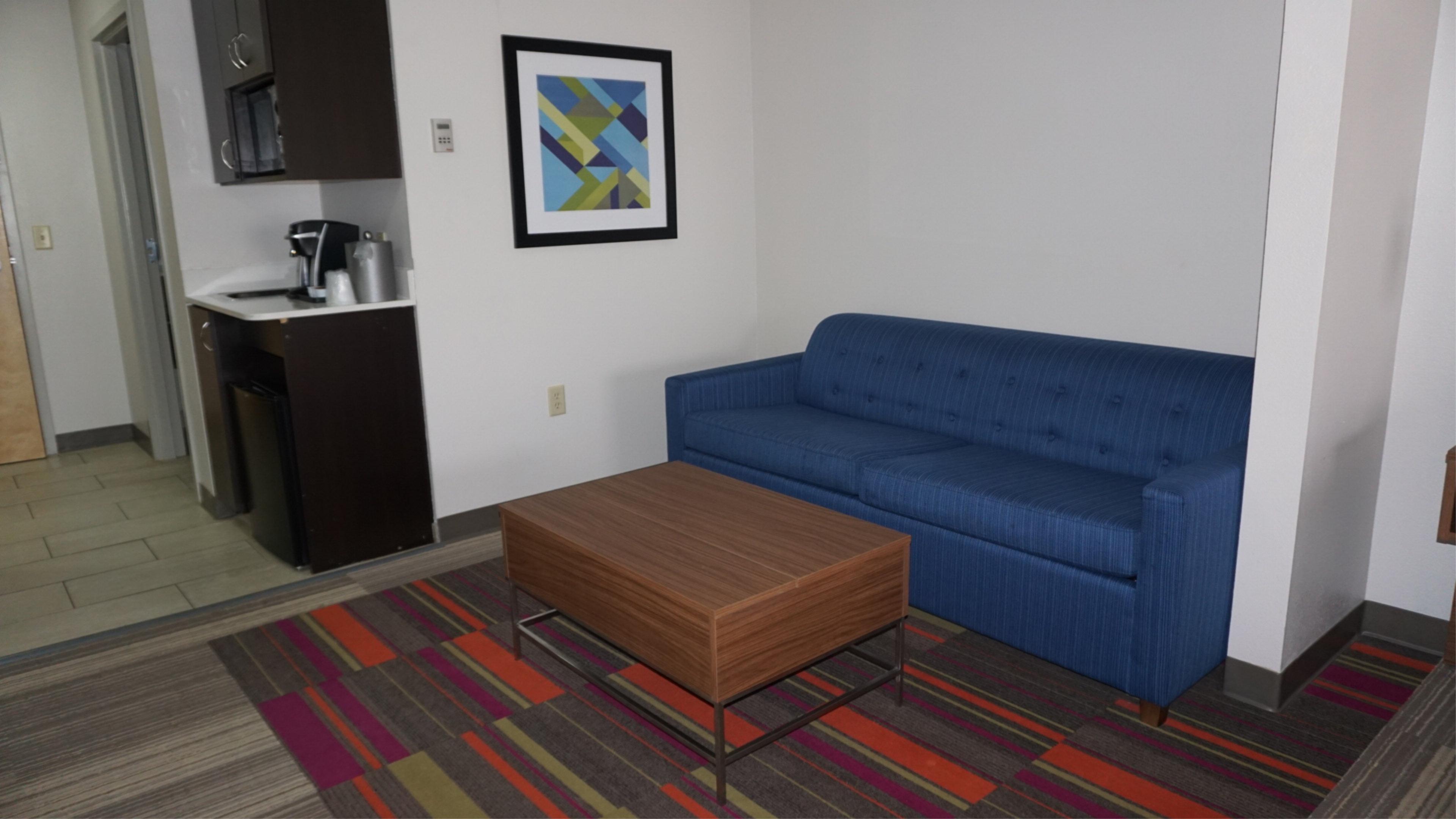 Holiday Inn Express Hotel & Suites Greensboro-East By Ihg Eksteriør bilde