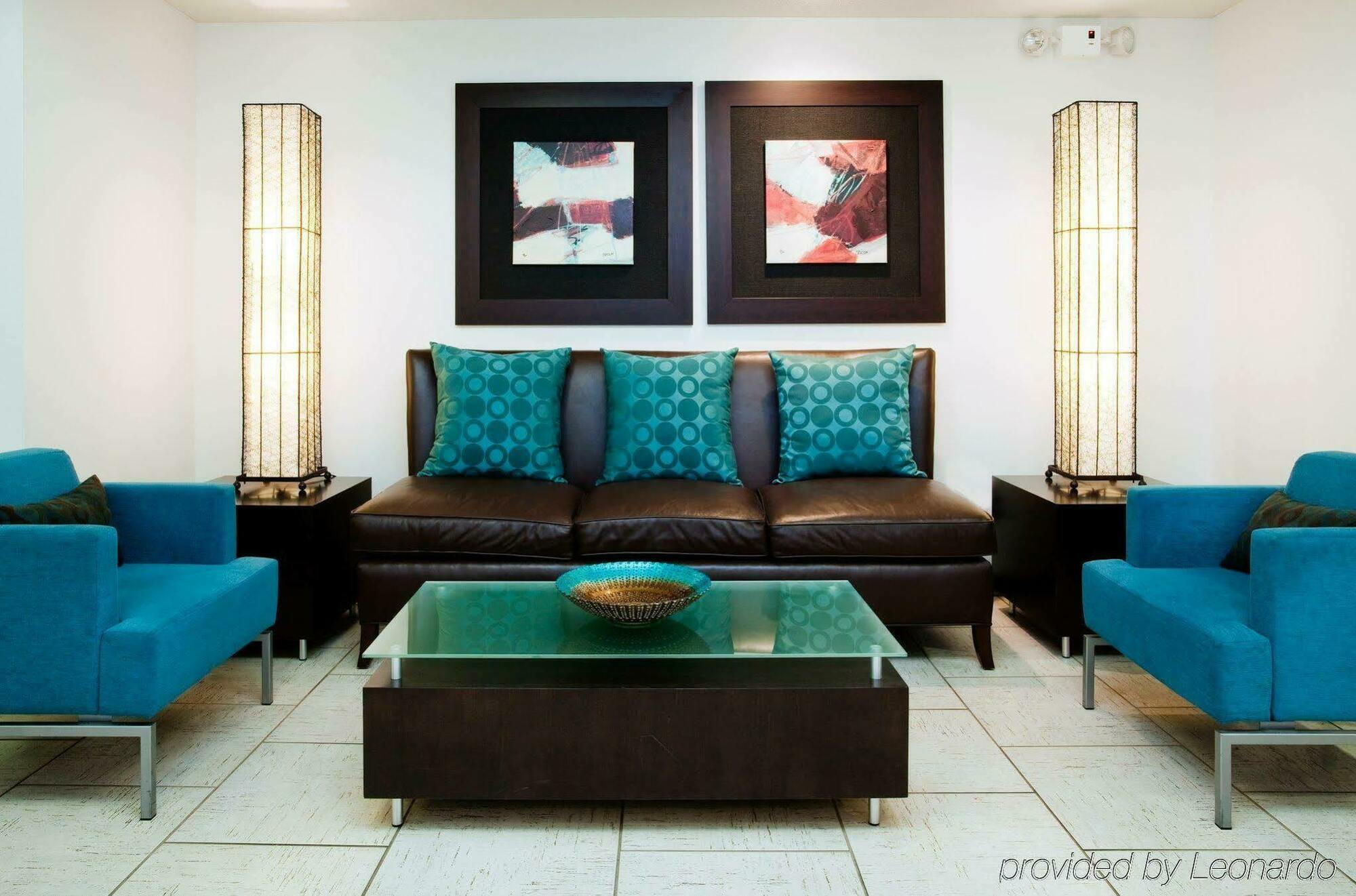 Holiday Inn Express Hotel & Suites Greensboro-East By Ihg Eksteriør bilde